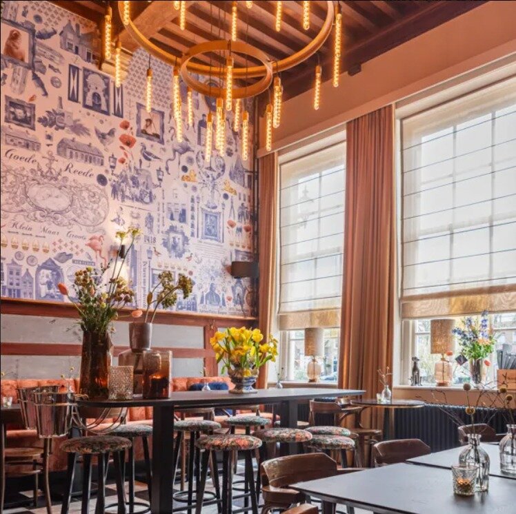 Bar Bistro De Gouden Leeuw, Goedereede, wall design, mural design, interior design, custom wall print, historical wall art, horeca interieur, bar bistro interior, restaurant wall decoration, large format print, graphic design, Ginvi, Tov-Styling, Goedereede history, Dutch bar bistro, atmospheric interior, horeca styling, wall graphics, custom mural, restaurant branding, interior mural, creative wall design, hospitality interior design, geveldetails Goedereede, vintage wall art, restaurant decoration, bar interior inspiration