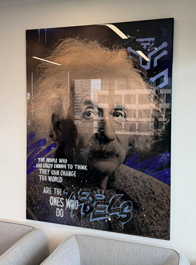 #Freeday #EBITWISE #NAALA #RebelsAI #GenAI #ArtificialIntelligence #RebelsAcademy #ginvi #artgallery #kunstopmaat #graffitikunst