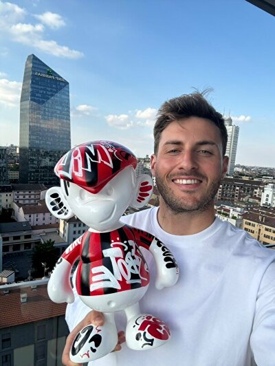 Santiago Giménez, feyenoord, kampioen, AC Milan, binkie, ginvi, graffiti art, feyenoord kunstwerk, kunstopmaat, graffitikunst, rotterdams aapje, binkie, avndyson