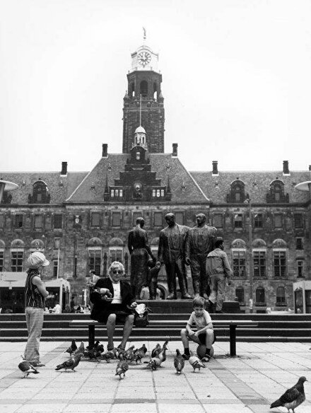 stadhuisplein rotterdam historichefoto ouderotterdamfoto rotterdamarchief rotterdamart rotterdamfoto ginvi artgalleryy