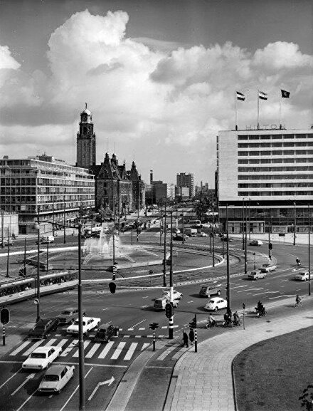 hofplein hofpleinfontein hofpleinrotterdam CorVanKralingen KarlJosephGellings Feyenoord Rotterdamcentrum Ginvi Artgallery ginviart