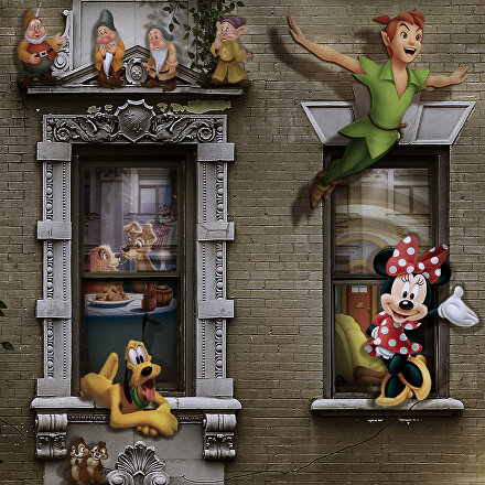 Calle de La Disney, urbanstreetart disneyart, peterpanart, cinderellaart ginviart ginvi artgallery ginviartgallery rotterdamart