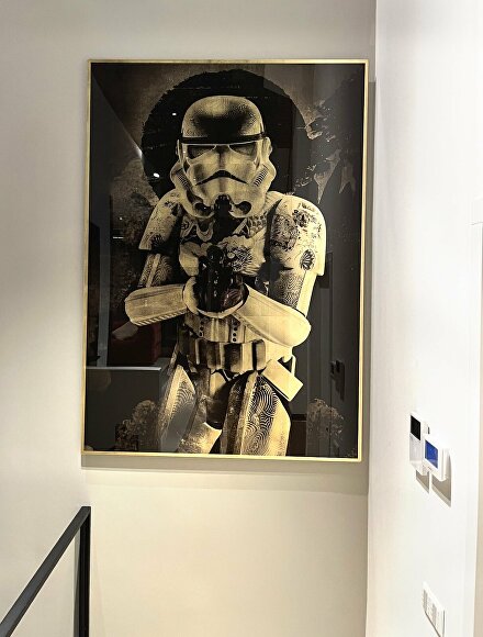 goldleaf, kunstopmaat,starwarskunstwerk, starwars schilderij, kunstkopenrotterdam, ginvi artgallery, stormtrooper, goudenstormtrooper, stormtrooperschilderij
