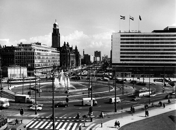 hofplein hofpleinfontein hofpleinrotterdam CorVanKralingen KarlJosephGellings Feyenoord Rotterdamcentrum Ginvi Artgallery ginviart