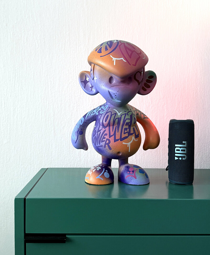 binkie beeldje, binkie ibiza stijl, kunstobject graffiti, custom kunstwerk, beeldje vanDyson, graffiti kunst kopen, ibiza kunstdecoratie, kleurrijk kunstbeeld, handgemaakt kunstobject, kunst cadeau uniek, binkie sculptuur op maat, kunst kopen Rotterdam, beeldje kunst Rotterdam, kunst Capelle aan den IJssel, kunst Barendrecht, graffiti kunst Zuid-Holland, GINVI art gallery, kunst op maat Nederland, kunstwerk Ibiza stijl bestellen, custom art Den Haag, uniek cadeau kunst Amsterdam, letterfreak, letterfreak verhuisd, ginvi en letterfreak.